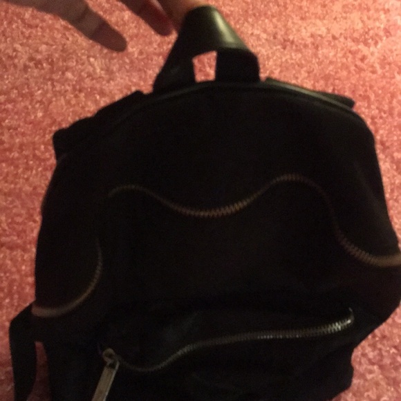 Mac Make up Leather Back pack - Picture 6 of 11